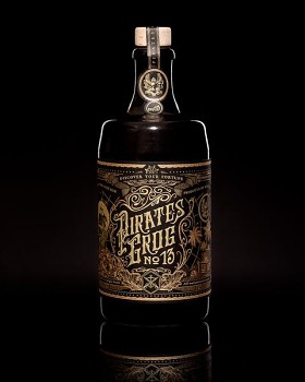 PIRATE'S No.13 SINGLE CASK 0,7l40%(holá)