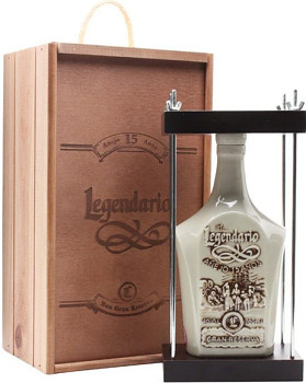 LEGENDARIO RESERVA 15Y 40% 0,7l (kazeta)